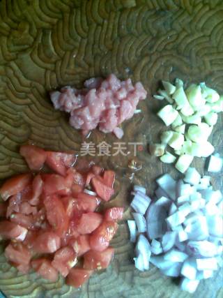 我的午餐--香煎牛排和番茄牛肉意大利面的做法步骤：2