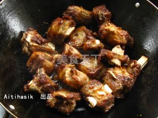 干锅牛排的做法步骤：2