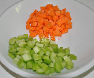 红酒黑椒西冷牛排的做法步骤：1