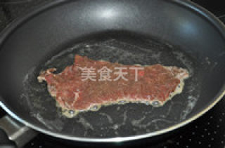 红酒黑椒西冷牛排的做法步骤：4