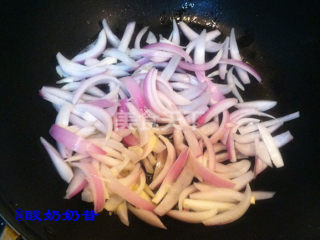 牛排新吃法——洋葱牛排的做法步骤：5