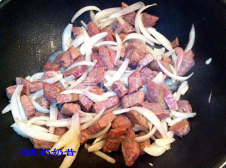 牛排新吃法——洋葱牛排的做法步骤：6