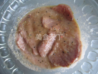 【亨博电热烧烤炉试用报告】---美味牛排宅家享用的做法步骤：4