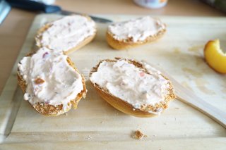 烤肉眼牛排三明治的做法步骤：5