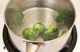 美式简易版懒人西冷牛排的做法步骤：6