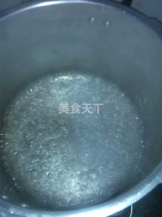 煎牛排的做法步骤：5