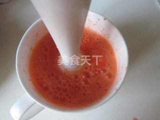 嫩牛排红萝卜卷的做法步骤：2