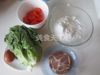 嫩牛排红萝卜卷的做法步骤：1