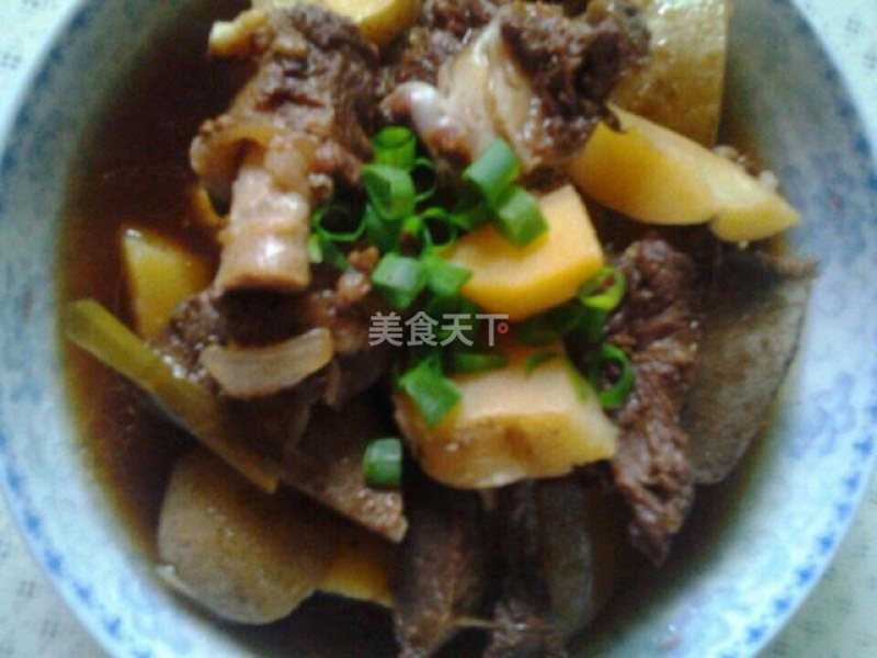 土豆炖牛排骨的做法