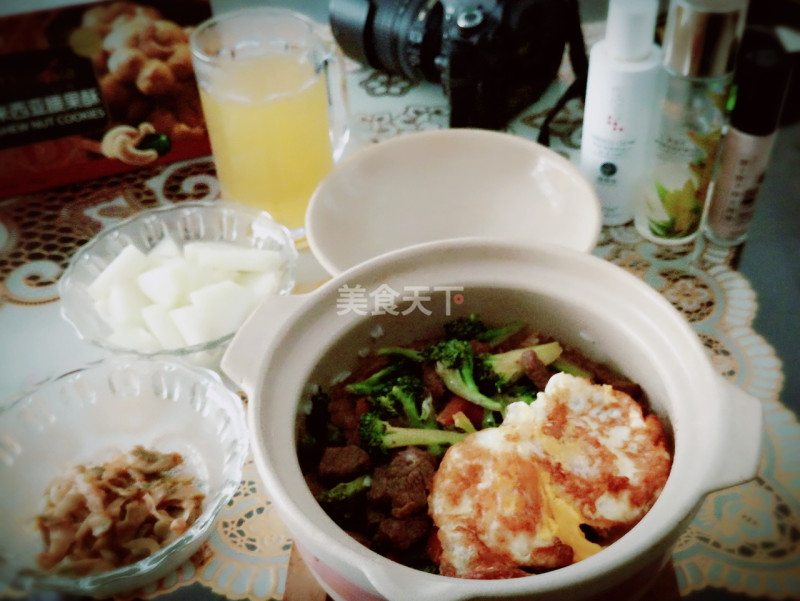 砂锅牛柳焖饭的做法