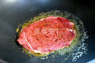 上脑牛排意面套餐的做法步骤：9