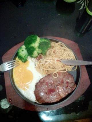 牛排晚餐---情人节自制烛光晚餐的做法步骤：9