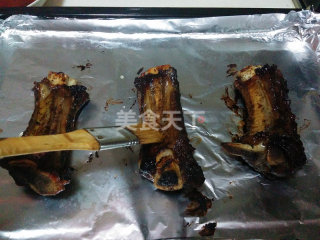 【黑椒烤牛排骨】——做法超简单的美味牛排骨的做法步骤：8