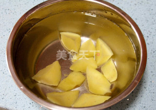 【嫩煎牛排佐杂蔬】：美味牛排的秘密的做法步骤：6