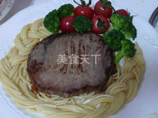 牛排意面的做法步骤：11