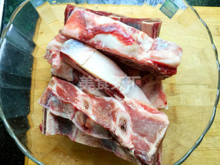 特色烧牛排骨的做法步骤：2