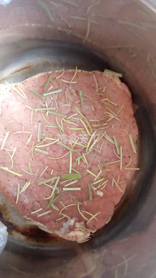 迷情菲力牛排的做法步骤：3