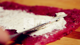 【大同星座菜谱】牛排卷-狮子座的做法步骤：4