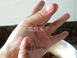 不锈钢平底锅也能煎出美味西冷牛排，悄悄告诉你小秘诀哦的做法步骤：16