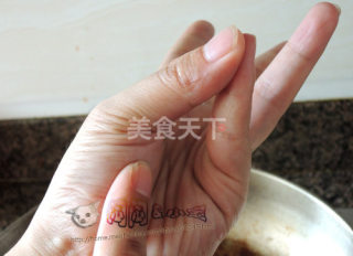 不锈钢平底锅也能煎出美味西冷牛排，悄悄告诉你小秘诀哦的做法步骤：18