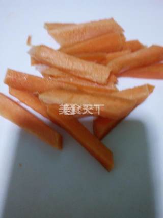 砂锅牛柳焖饭的做法步骤：5