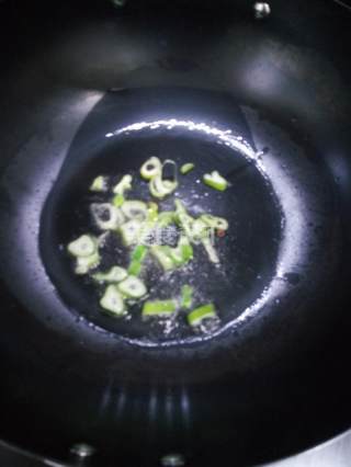 砂锅牛柳焖饭的做法步骤：7