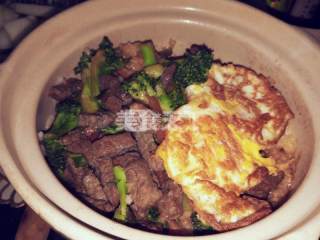 砂锅牛柳焖饭的做法步骤：14