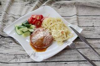 黑椒菲力牛排意面的做法步骤：8