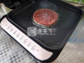 黑椒菲力牛排意面的做法步骤：5