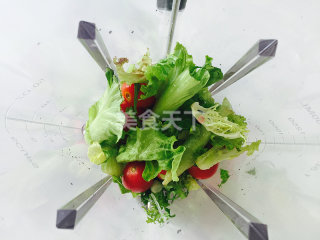 蔬汁酱西冷牛排的做法步骤：2