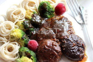 自己在家做芝加哥上脑牛排的做法步骤：11