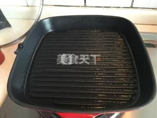 黑椒牛排的做法步骤：4