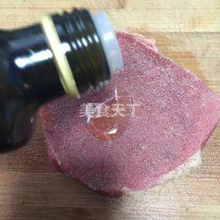 铁板菲力牛排套餐的做法步骤：2