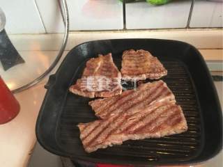 黑椒牛排的做法步骤：6